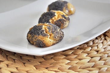 Haşhaşlı Şekerpare Tarifi ve Malzemeleri Haşhaşlı Şekerpare Tarifi ve Malzemeleri